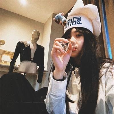 冬天的女子